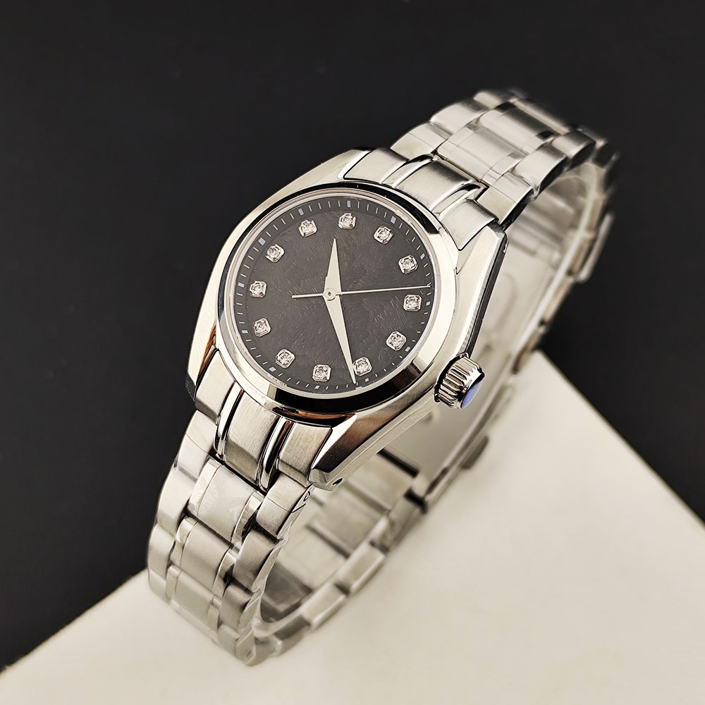 ساعة يد نسائية 2026 NH05 بقرص  - مراجعة Accessories With Watch وسعره