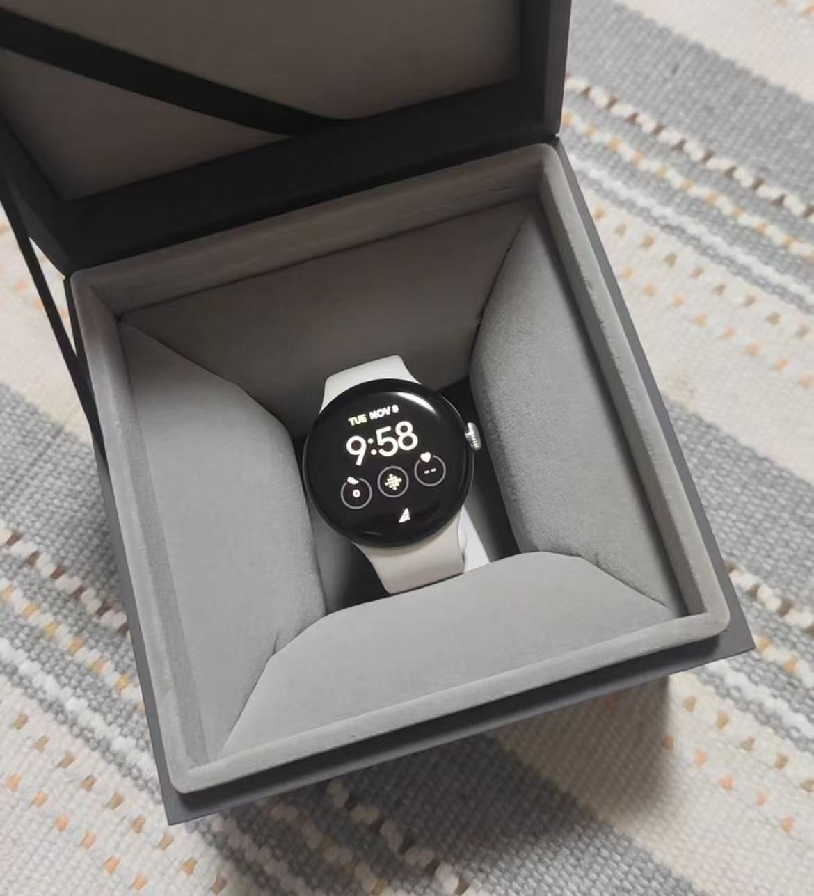 (بدون العبوة الأصلية) ساعة جوج - مراجعة Smartwatch X وسعره